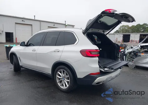 2021 BMW X5 xDrive40I z USA, uszkodzony, nr VIN 5UXCR6C0XM9G00805
